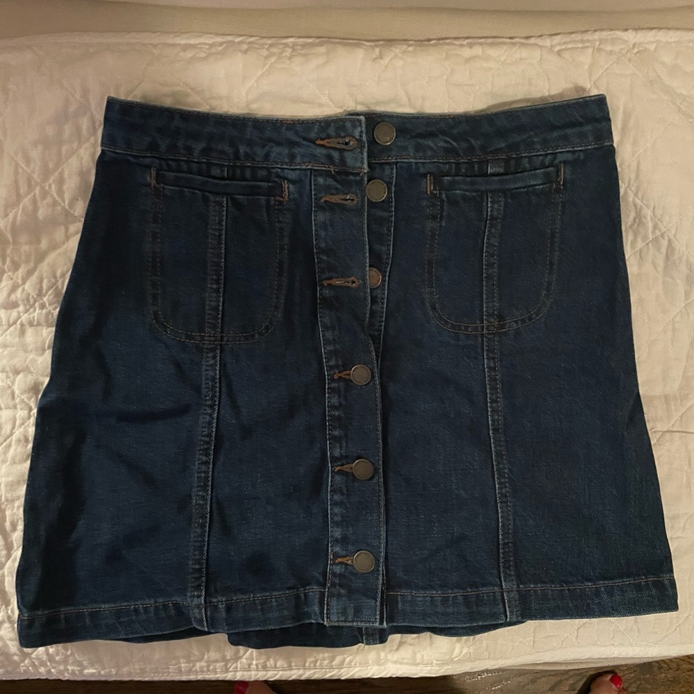 Like new Topshop denim skirt